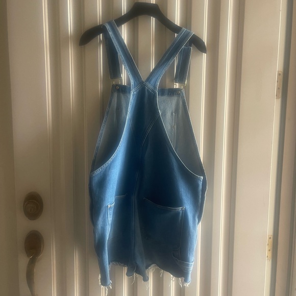 NWOT Frame Le Garcon Cutoff Short Denim Overalls - M - Picture 8 of 10